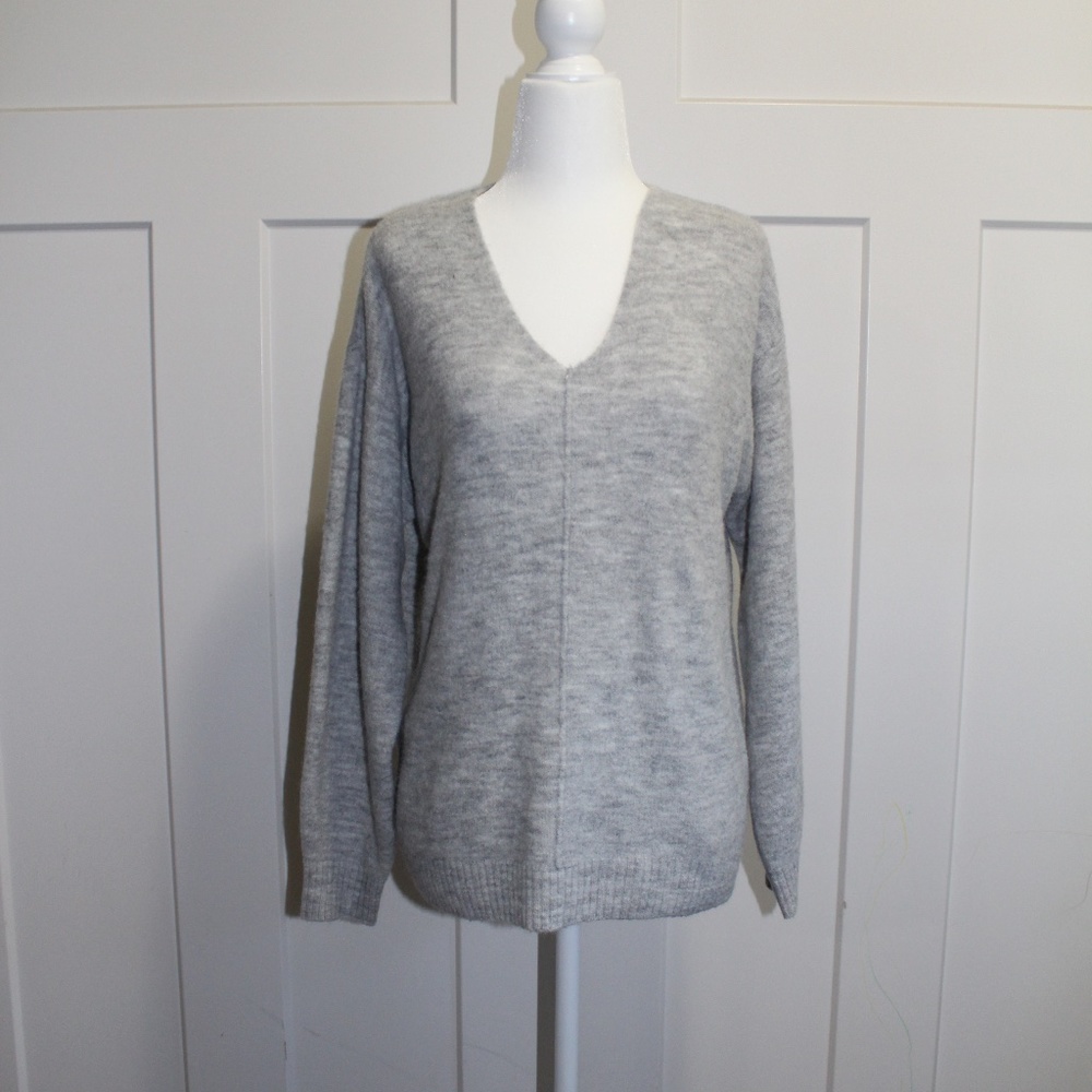 H&M Gray Sweater